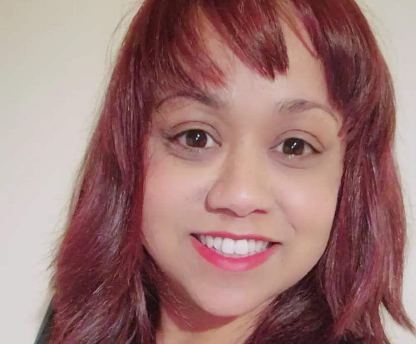 Annick (32), $260, Non-smoker, No pets, and No children