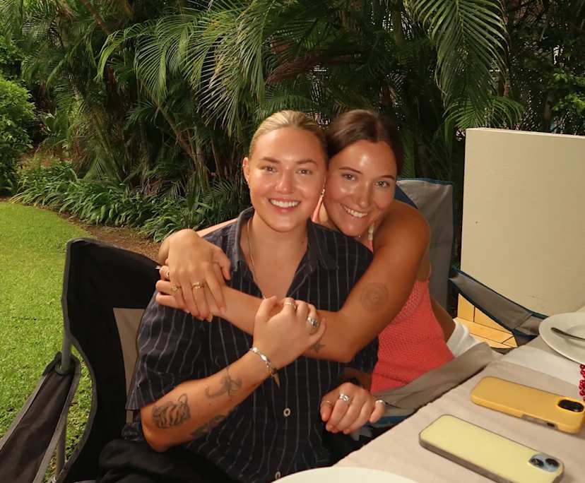 Nicole (23) and Georgina (22), $500, LGBTQIA+, Non-smoker, Have pets, and No children
