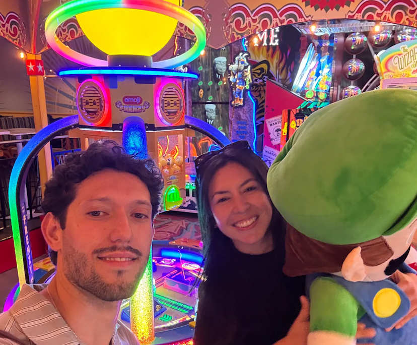 David (27) and Liss (28), $500, Non-smoker, No pets, and No children