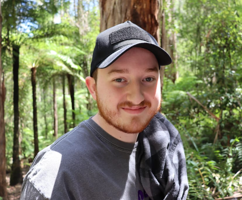 Hayden (24), $400, Non-smoker, No pets, and No children