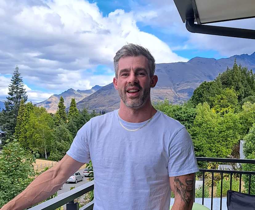 Kevin Coyle (30), $300, Non-smoker, No pets, and No children