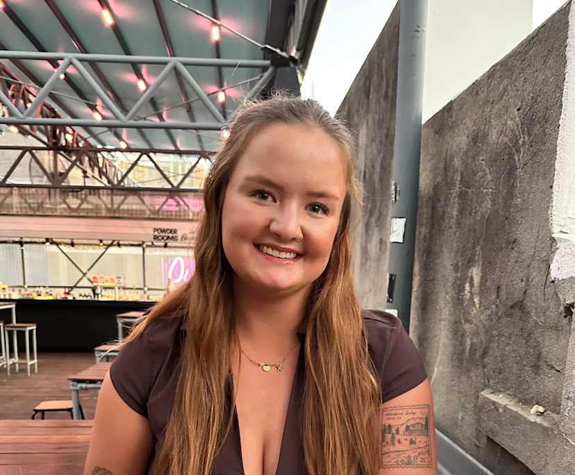 Sara (25), $450, Non-smoker, No pets, and No children