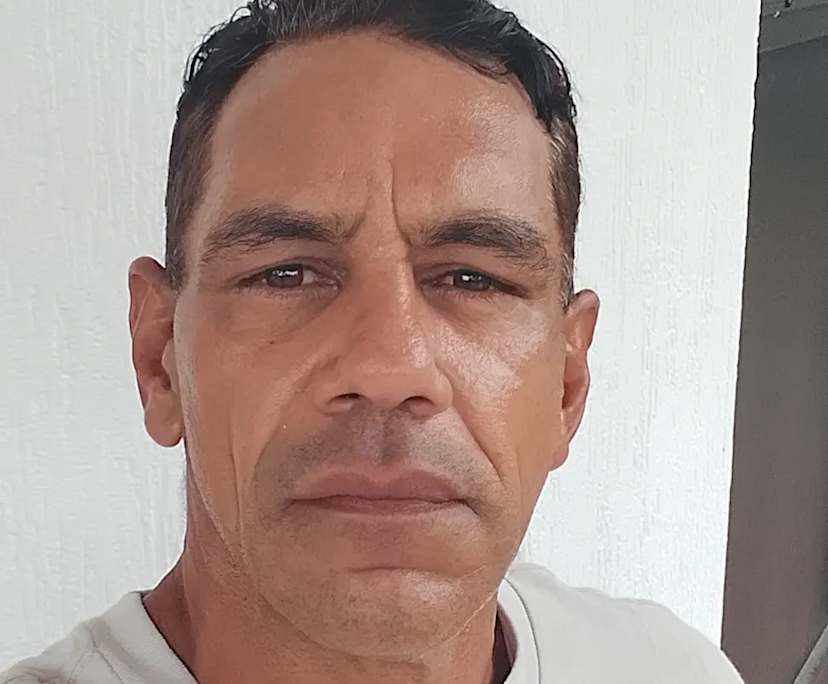 Justin Dodd (46), $450, Smoker, No pets, and No children