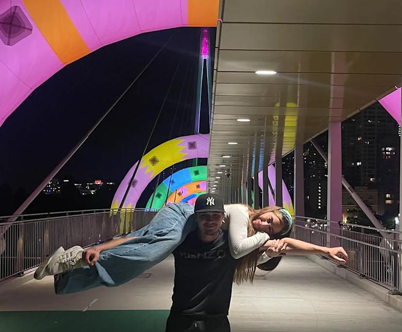 Amanda (22) and Harry (22), $500, Smoker, No pets, and No children