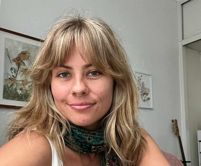 Daisy (31), $350, Non-smoker, Have pets, and No children