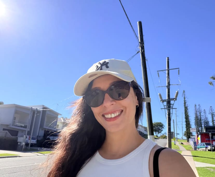 Amelie GENDRE-CHOLLET (32), $350, Non-smoker, No pets, and No children