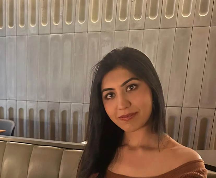 Oviya (23), $500, 