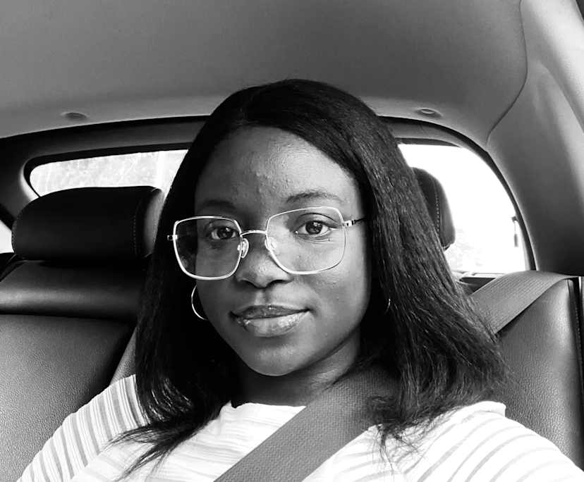 Abi (24), $350, Non-smoker, No pets, and No children