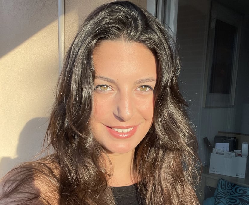 zoe-brewer-33-looking-in-bondi-beach-darlinghur-flatmates-au