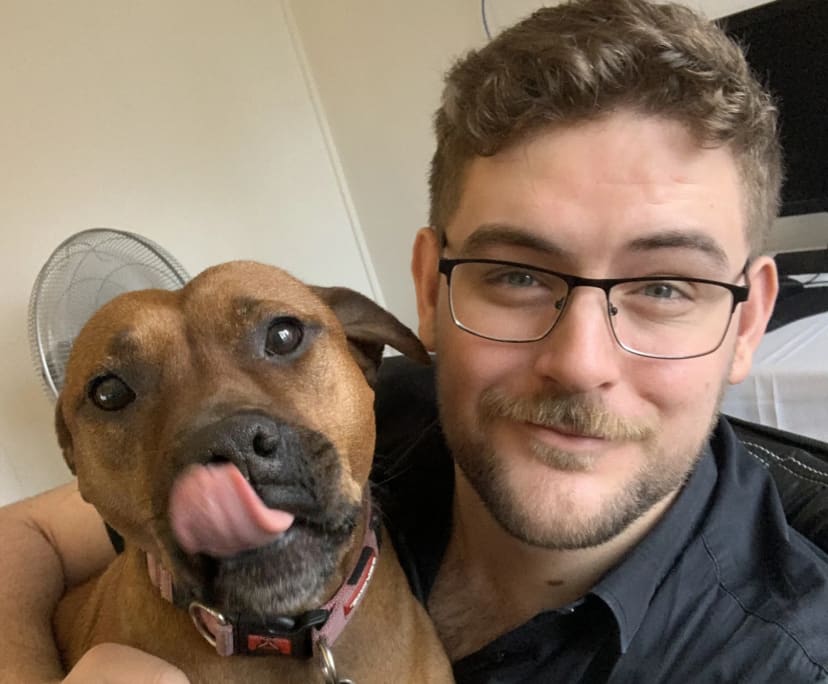 Bryce (26), $330, Non-smoker, Have pets, and No children