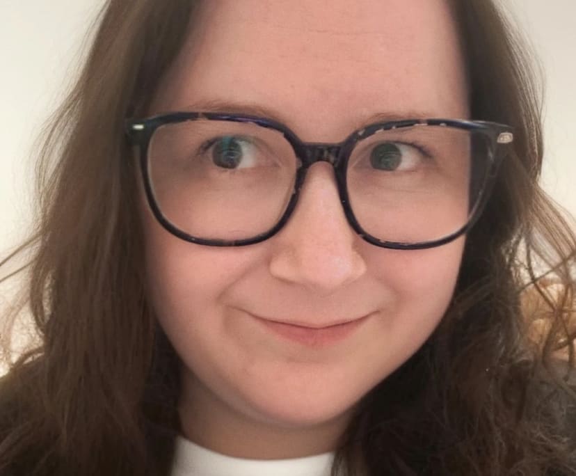 Lauren (32), $250, No pets, No children, Non-smoker, and LGBTQIA+