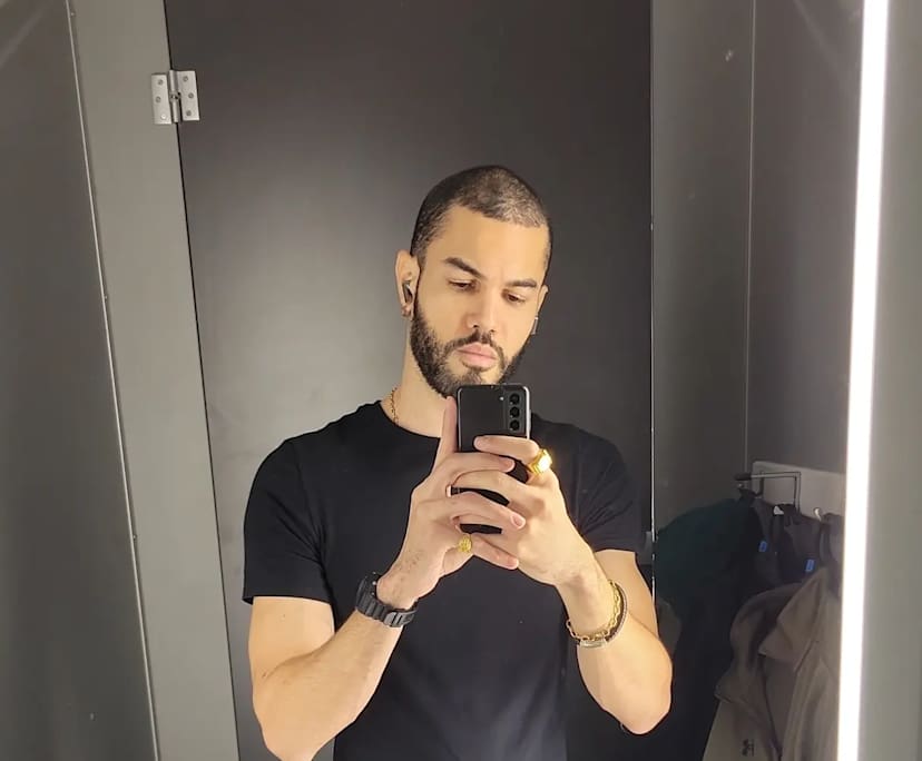 Guillaume (34), $300, 