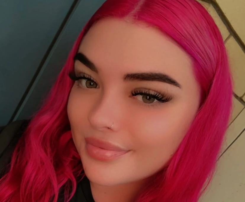 Faye (26), $260, Non-smoker, No pets, and No children