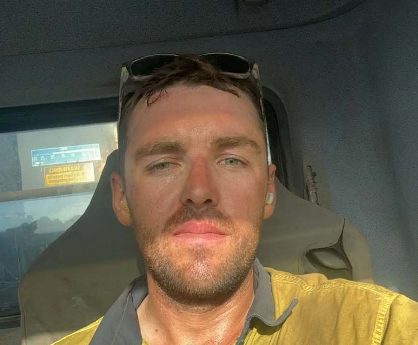 Dane (27), $300, Smoker, No pets, and No children