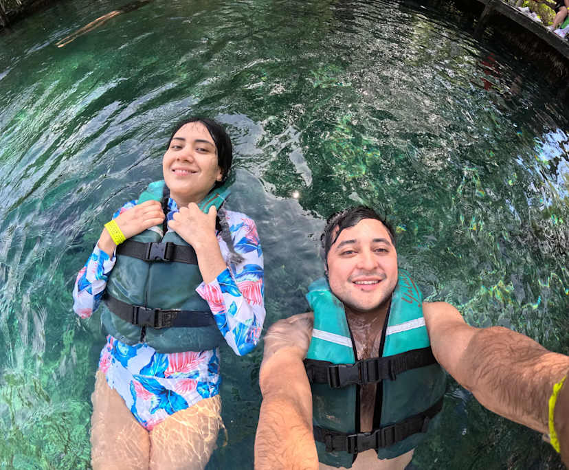 Ariadna Gonzalez (30) and Eduardo Jasso (30), $350, LGBTQIA+, Non-smoker, Have pets, and No children