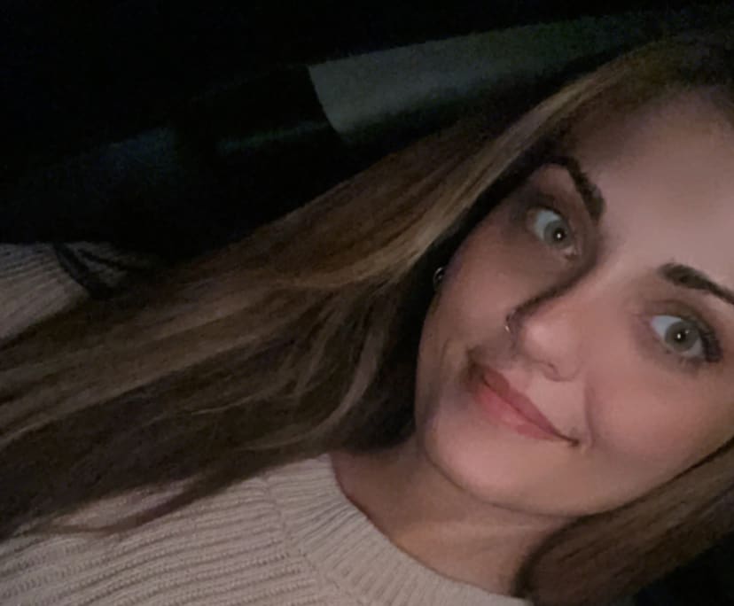 Deserei (29), $300, Non-smoker, No pets, and No children