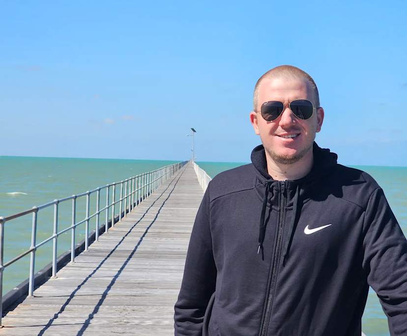 Diego (33), $250, No pets, Non-smoker, and No children