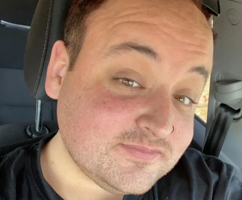 Stein (30), $300, Non-smoker, No pets, No children, and LGBTQIA+