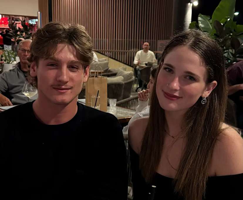 Olivia (20) and Jordan (20), $350, Non-smoker, No pets, and No children