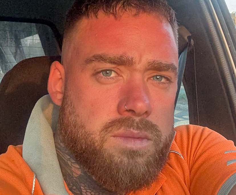 Josh (33), $400, Non-smoker, No pets, and No children