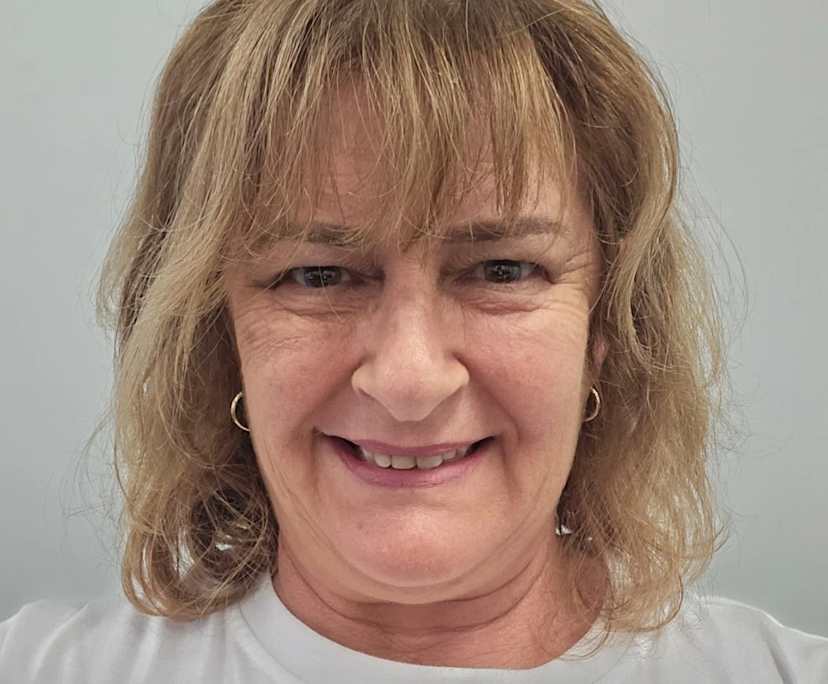 Julianne (59), $450, 