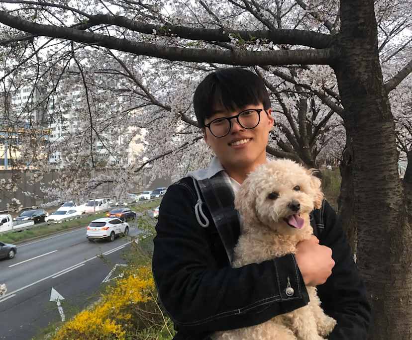 Lucian Kim (25), $300, Non-smoker, No pets, and No children