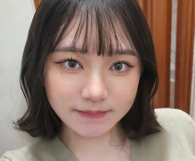 Celia (23) and Iris (25), $400, 