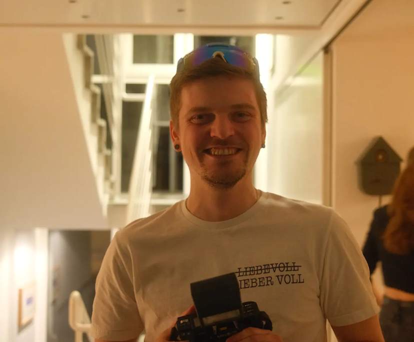 Lukas (26), $450, LGBTQIA+, Non-smoker, No pets, and No children