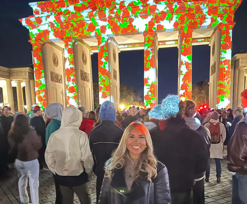 Hacer (25) and Qendrim (28), $200, 