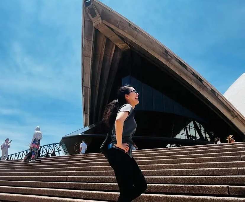 Minami (35), $300, Non-smoker, No pets, and No children