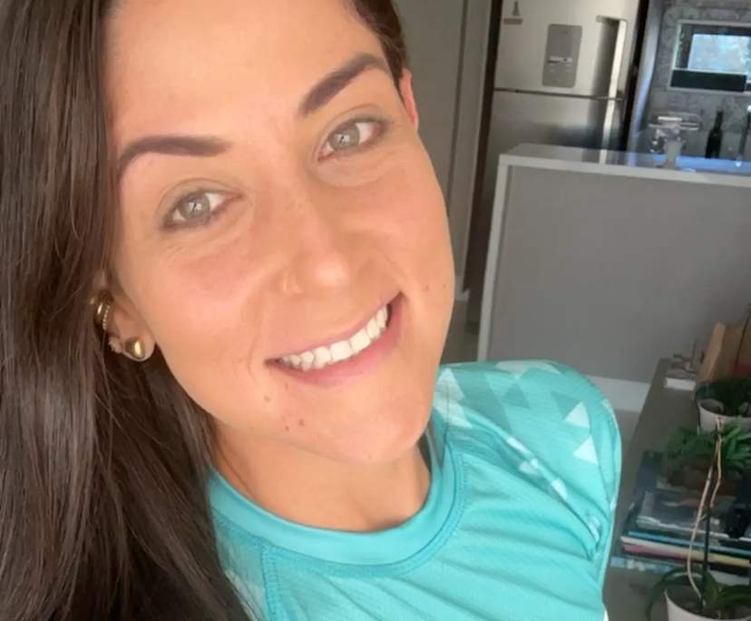 Roberta (39), $400, Non-smoker, No pets, and No children