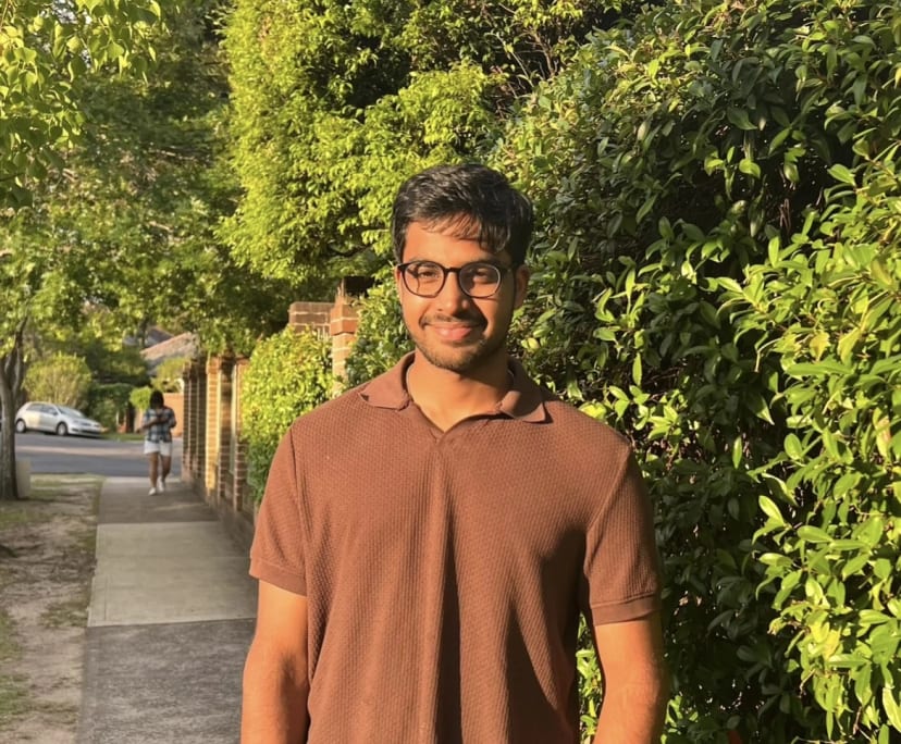 Aaron (23), $350, Non-smoker, No pets, and No children