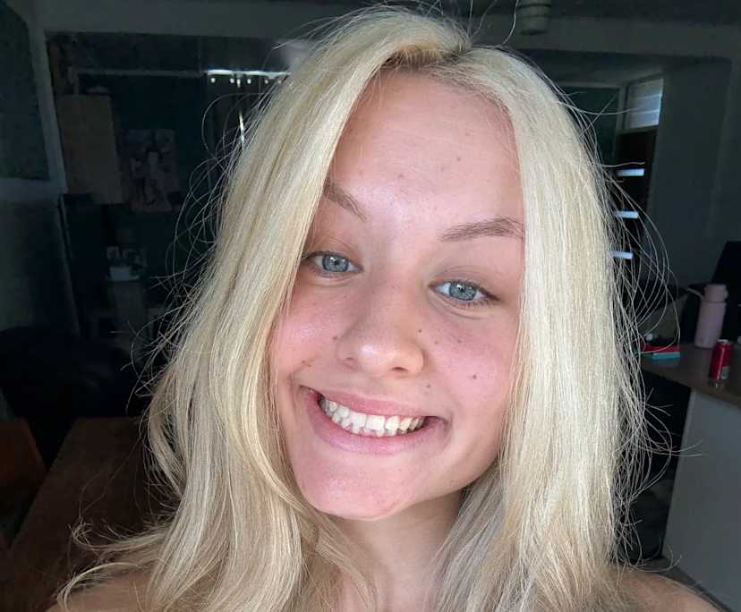 Serena (18), $190, Non-smoker, No pets, and No children