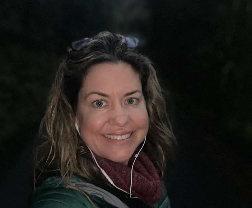 Karla (45), $400, No pets, Non-smoker, and No children