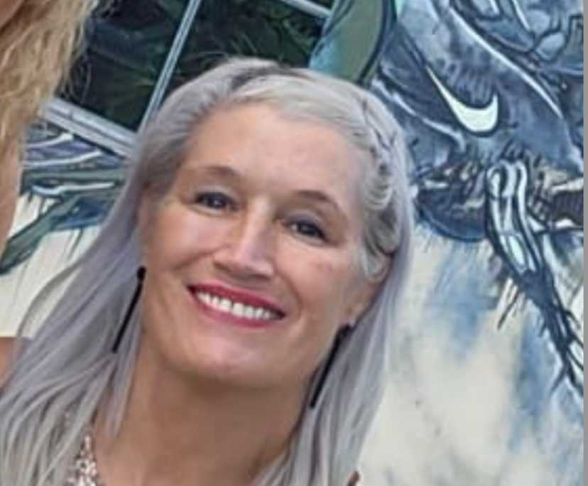 Vyninka (35), $350, Non-smoker, Have pets, and No children