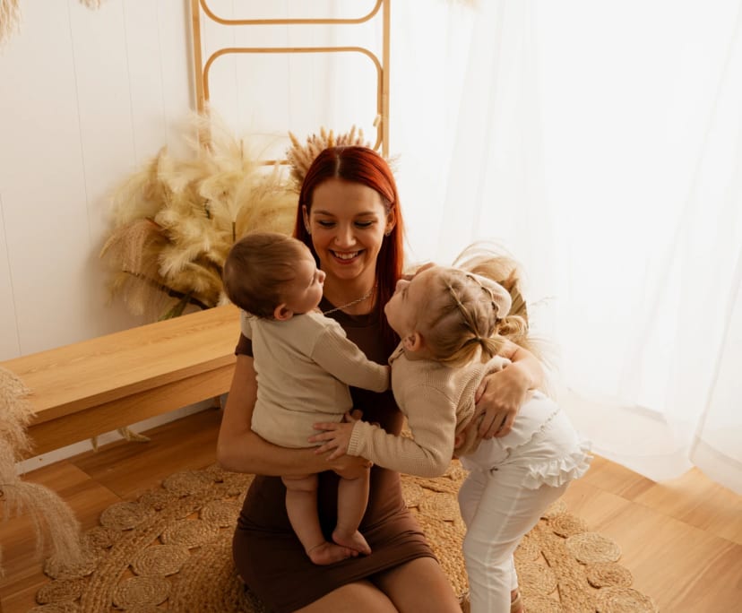 Aaliyah (22), $400, No pets, Non-smoker, and Have children