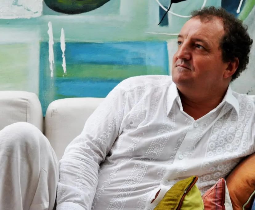 Alan (58), $260, LGBTQIA+, Non-smoker, No pets, and No children