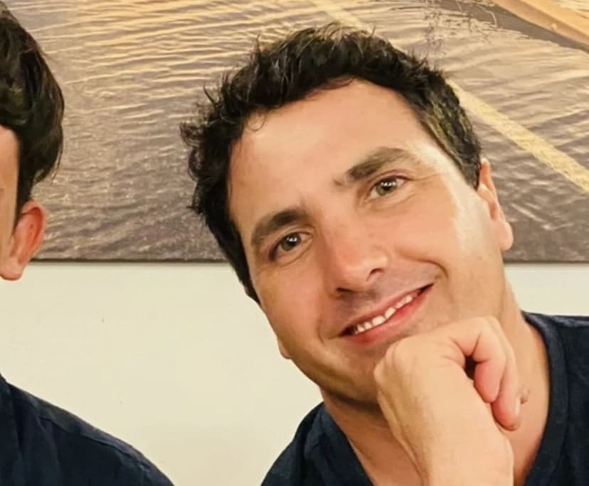 Anthony (39), $350, Non-smoker, No pets, and No children