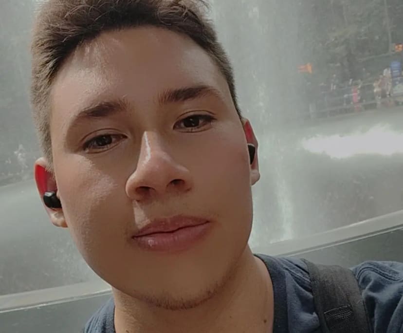 Hover (21), $300, No pets, Non-smoker, No children, and LGBTQIA+