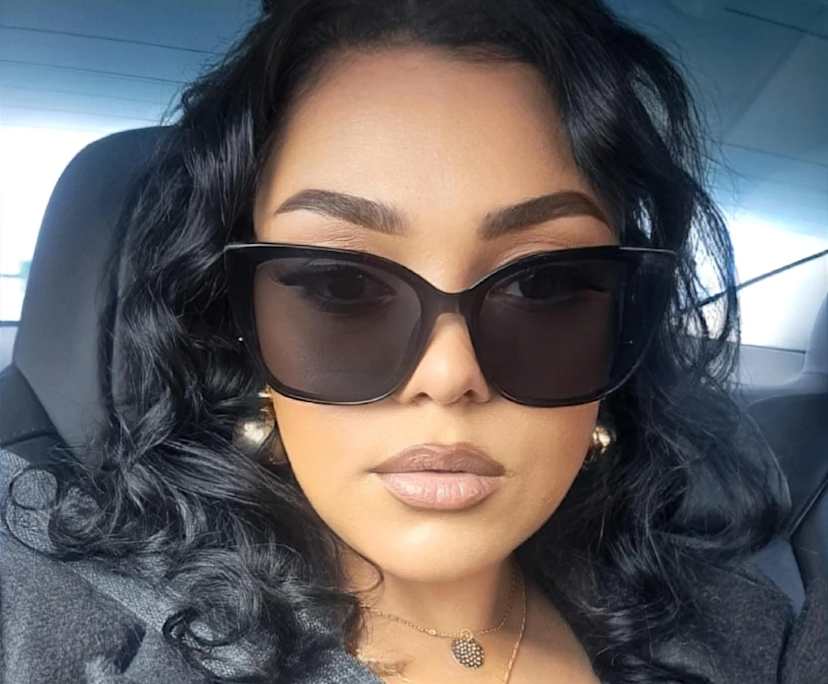 Danielle (34), $170, No children, LGBTQIA+, Non-smoker, and No pets