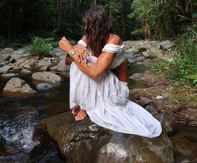 Bree (24), $400, Non-smoker, No pets, No children, and LGBTQIA+