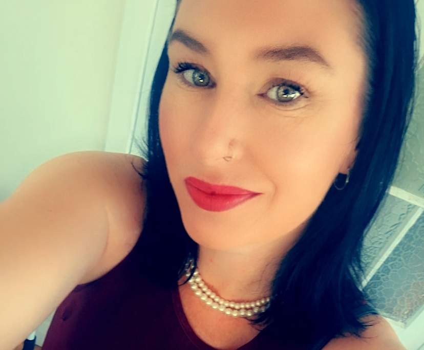 Kristi (37), $400, Have children, Non-smoker, and No pets