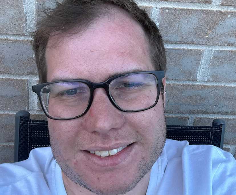 Cameron (31), $300, Smoker, No pets, and No children