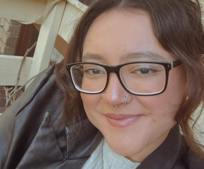 Faye (26), $500, LGBTQIA+, Have pets, Smoker, and No children