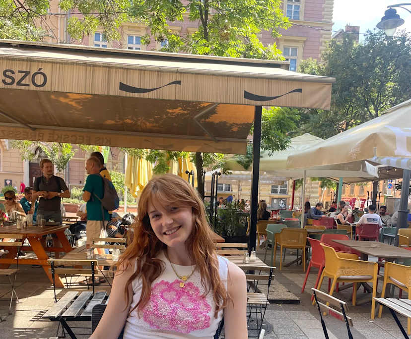 Georgia (26), $500, Non-smoker, No pets, and No children