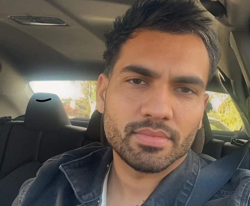 Tarwin (29), $380, Non-smoker, Have pets, and No children