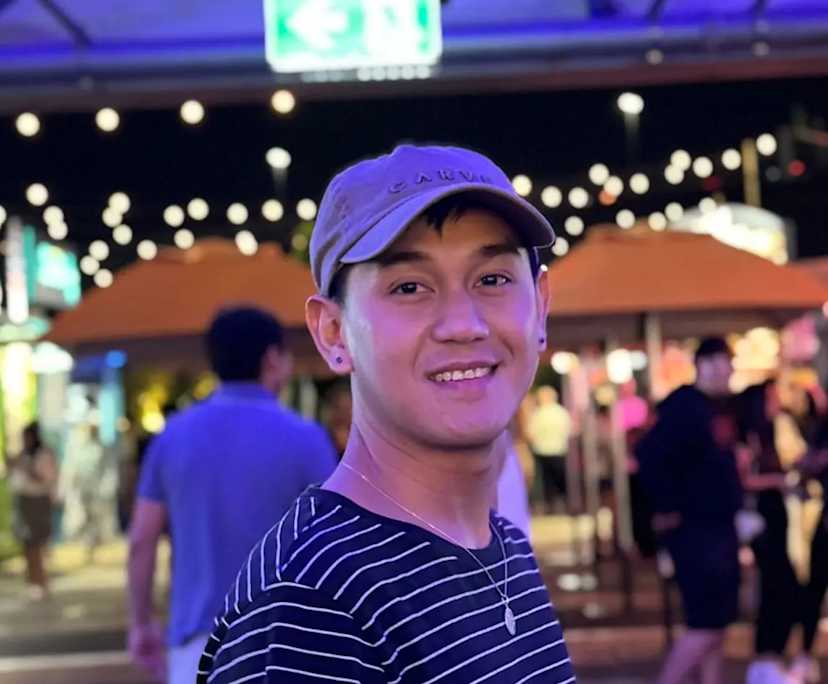 Jay (33), $280, Non-smoker, No pets, and No children
