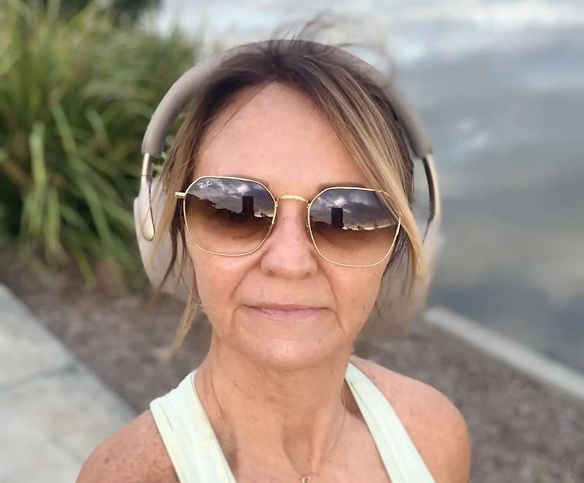 Susan (54), $400, Non-smoker, No pets, and No children
