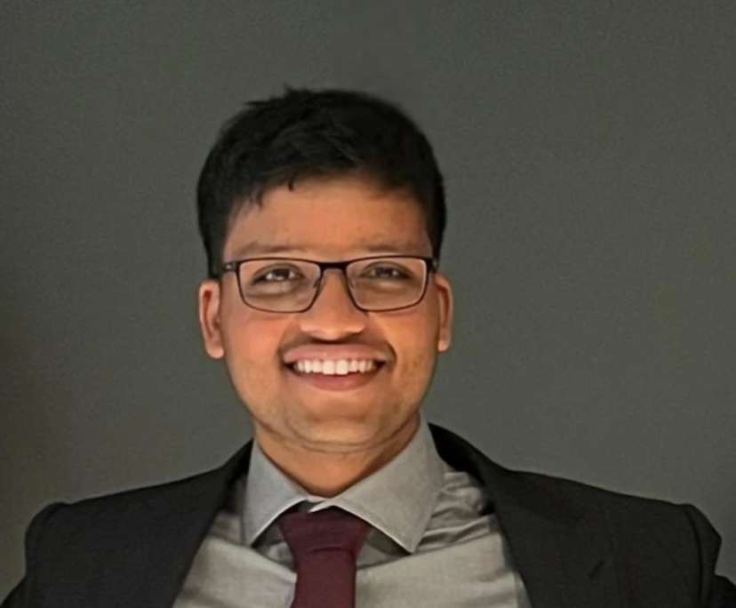 Eshaan (22), $300, Non-smoker, No pets, and No children