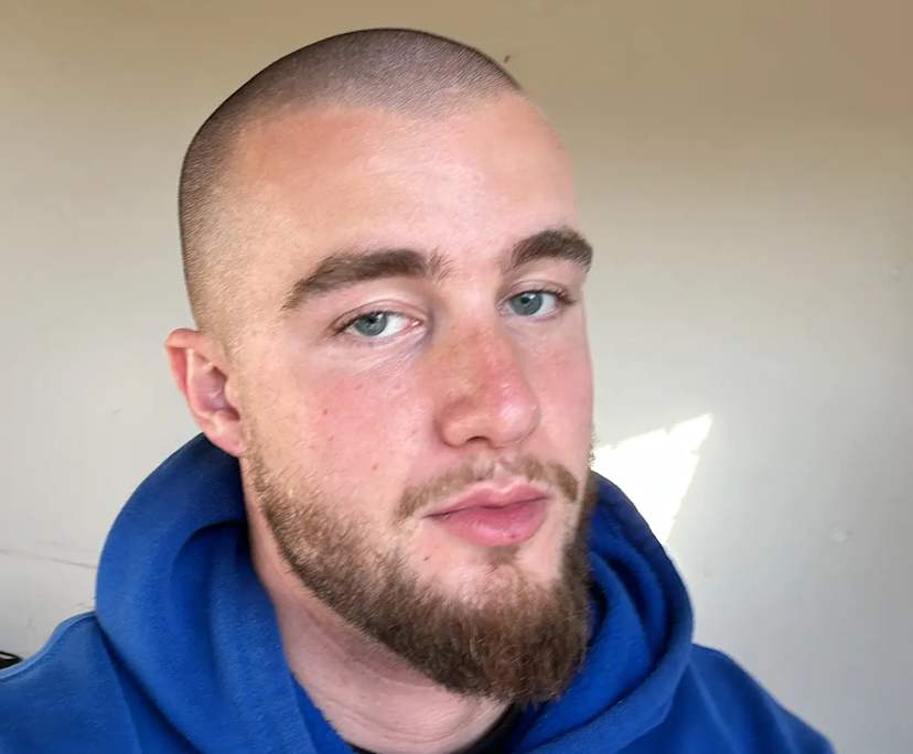 Zack (26), $300, Non-smoker, No pets, and No children